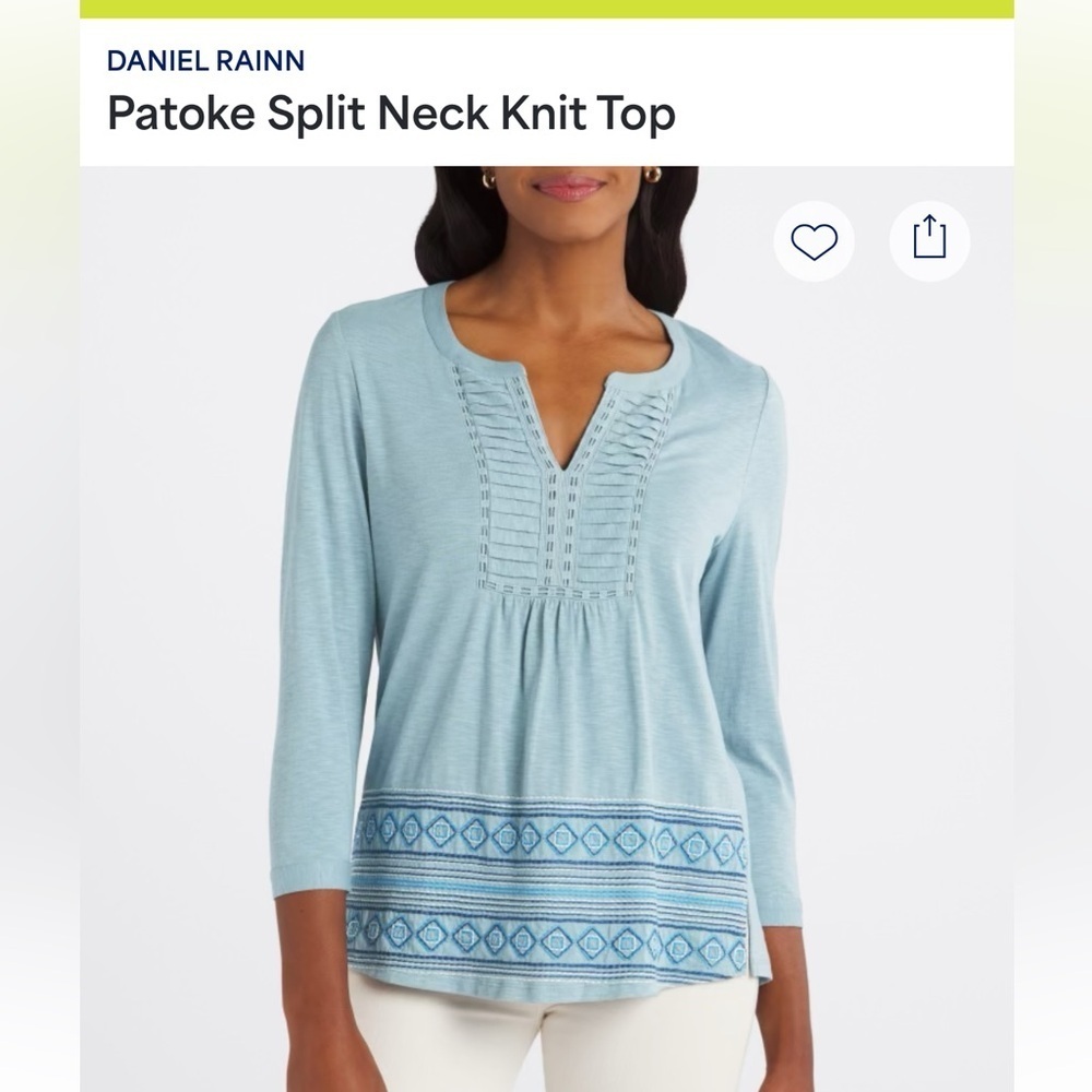 Daniel Rainn Gray Top with Blue Accents